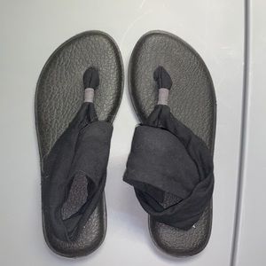 Black Sanukflip-flops sandals